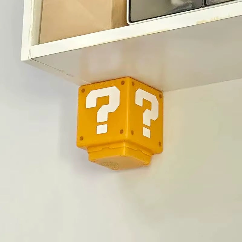 BrightQuest Lamp