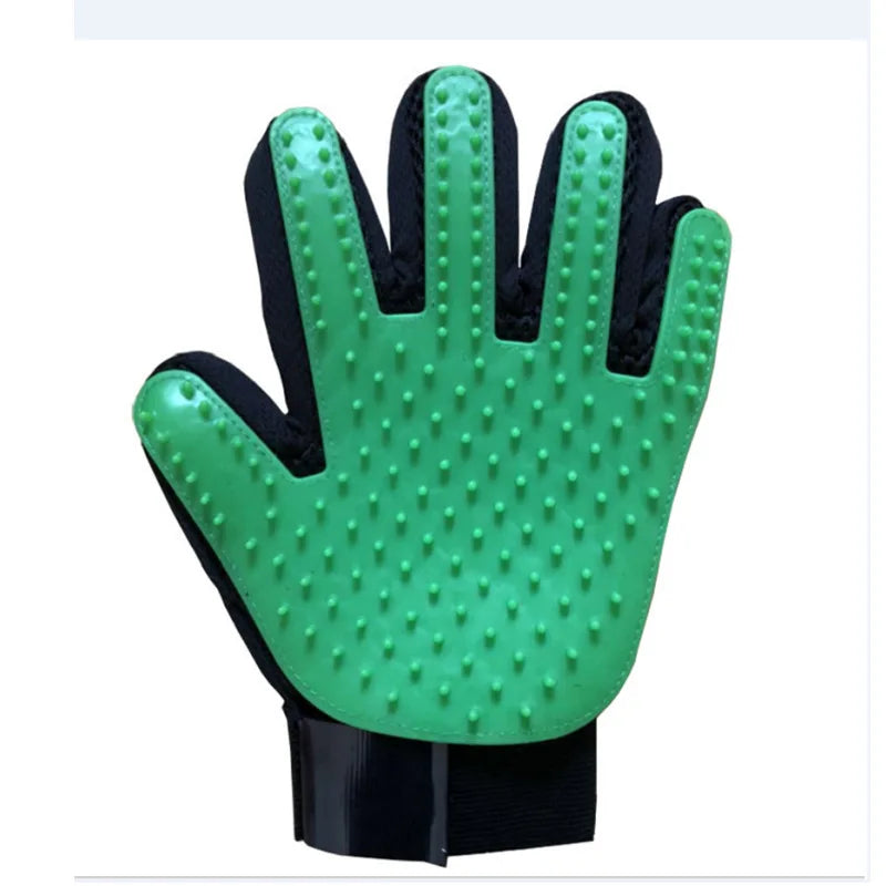 GroomiPaws